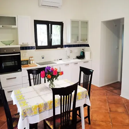 Nora Mit Terrasse By Interhome Bužinija