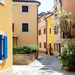 Nora Mit Terrasse By Interhome * Bužinija